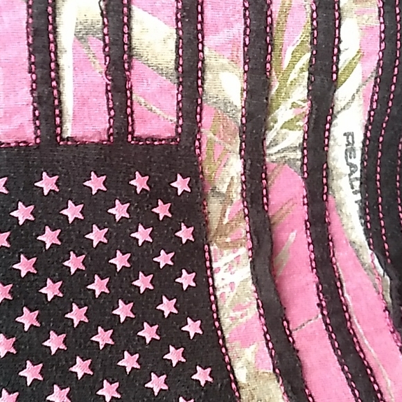 🌲 Realtree HOODIE Sweatshirt PINK FLAG  SZ M VNPLC - Picture 2 of 16
